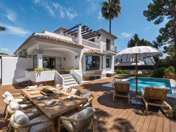 Villa de luxe à Nueva Andalucía, Marbella — Connoisseur Realty Group