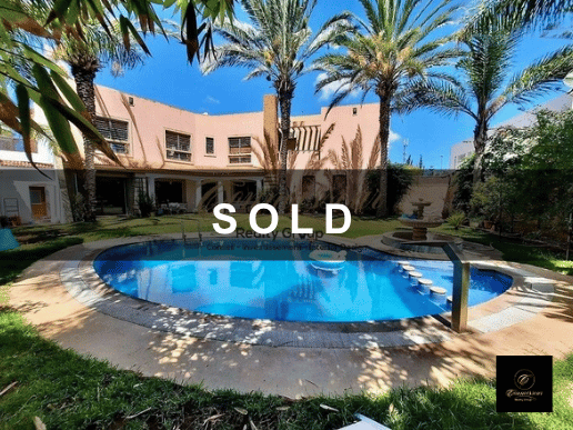 Propriété vendue — Connoisseur Realty Group